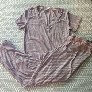 Love 2 Lounge Purple Ribbed PJ Set

Size L